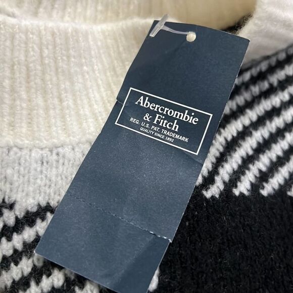 NWT ABERCROMBIE &‎ FITCH CHECKERED SWEATER SIZE M - Picture 6 of 7
